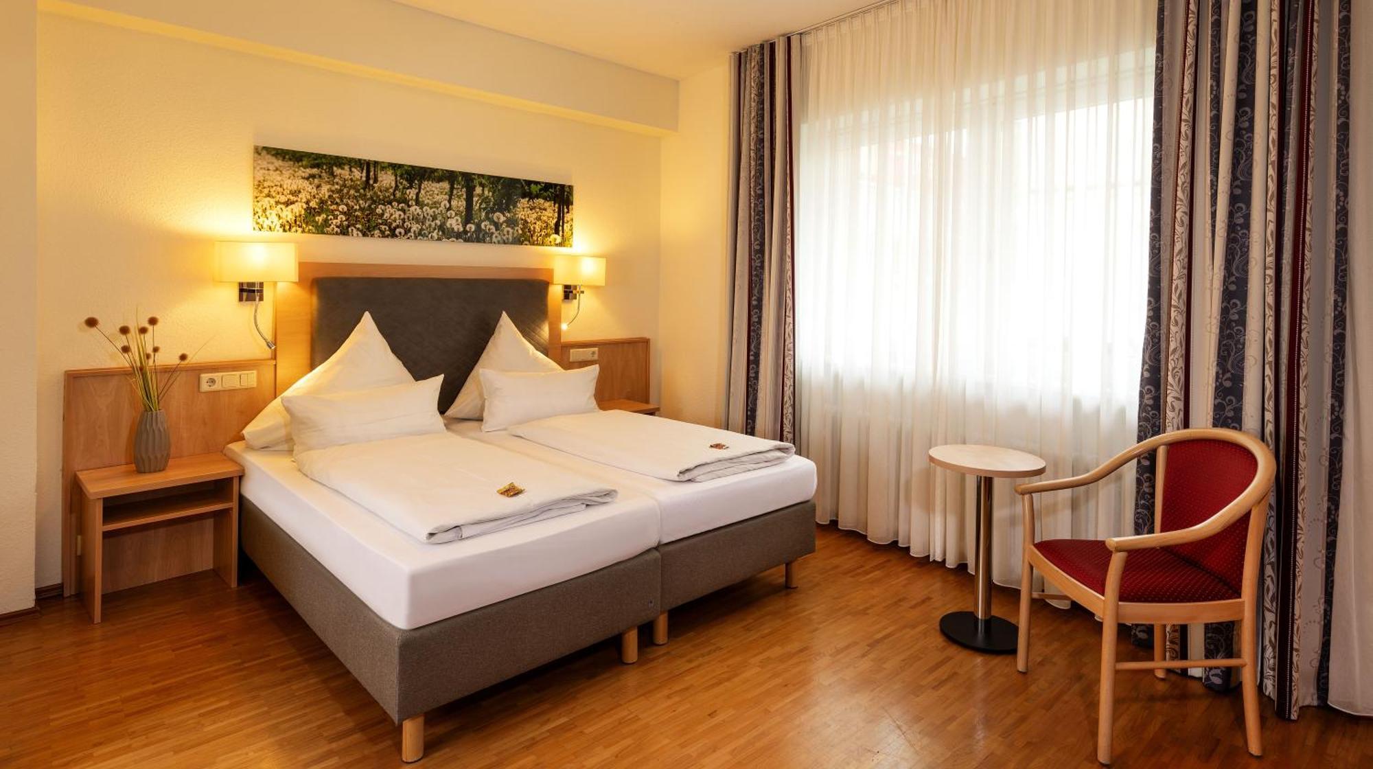 Hotel Lowengarten Speyer Ngoại thất bức ảnh